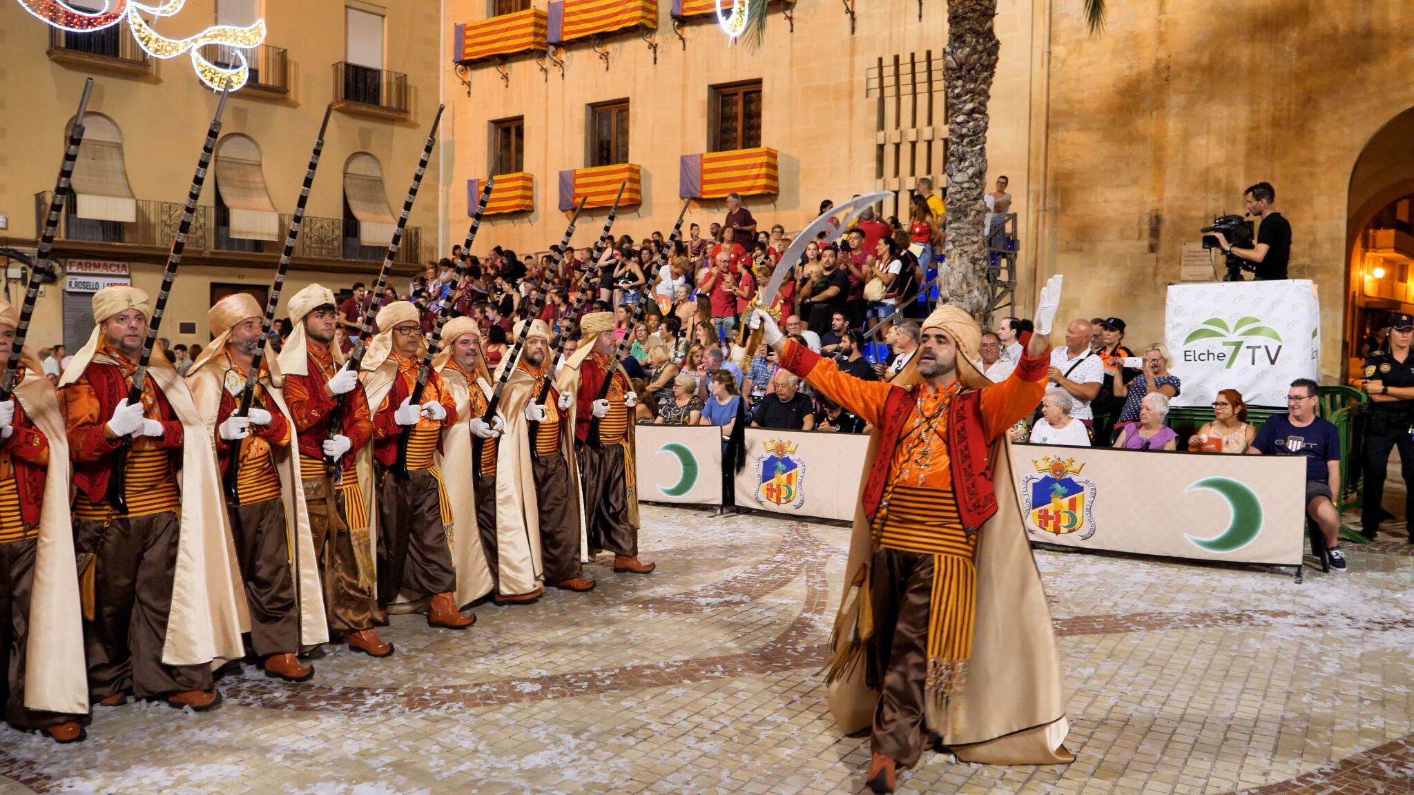 Fiestas De Moros Y Cristianos De Elche Visitelche