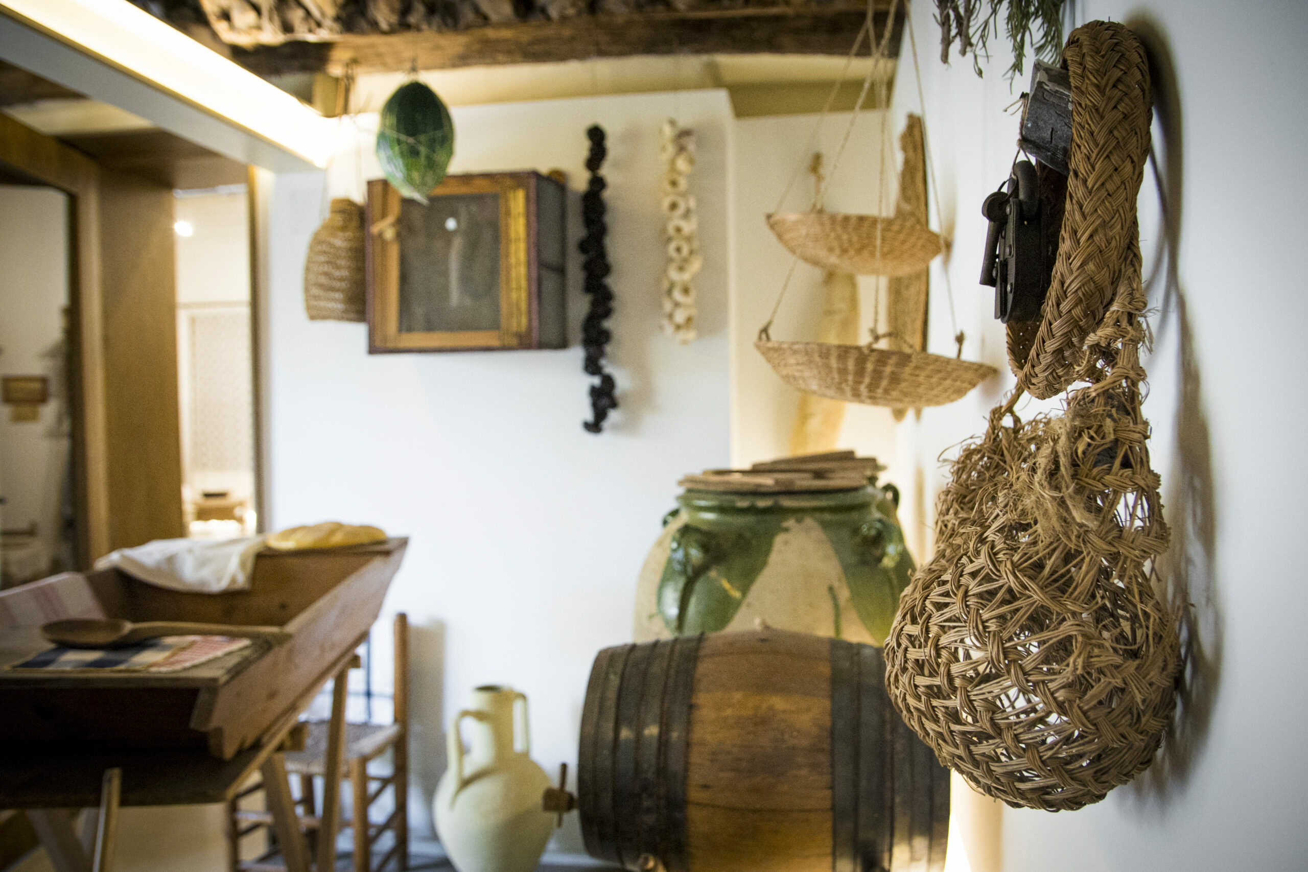 Interior de la casa del Hort dels Pontos en el Palmeral de Elche