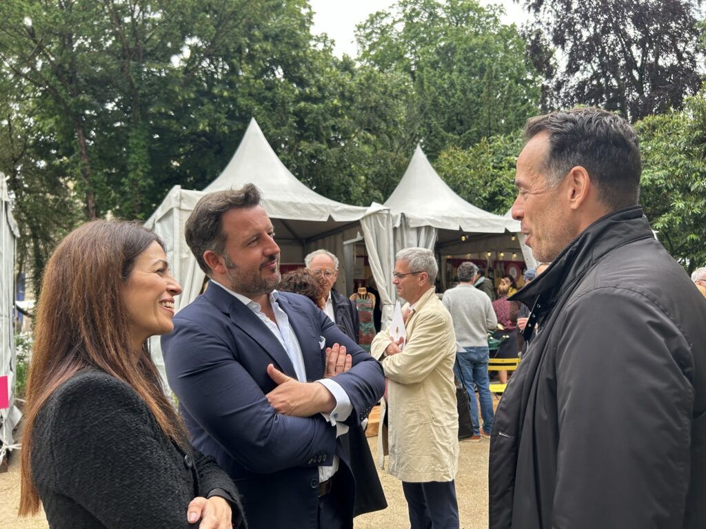 Elche expone su Palmeral en el festival ‘Jardins Jardin’ de París