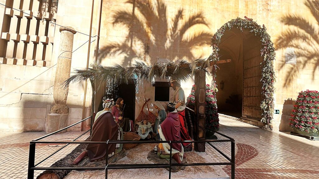 Foto del Pesebre en la Plaça de Baix Elche